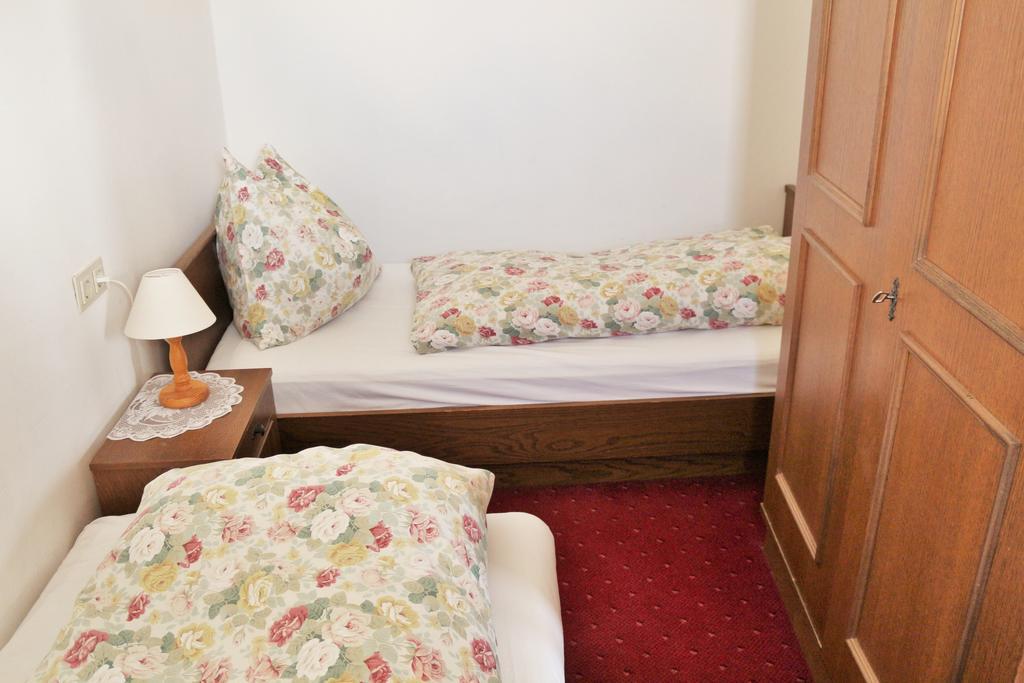 Pension Sonnenhof Mieming Phòng bức ảnh